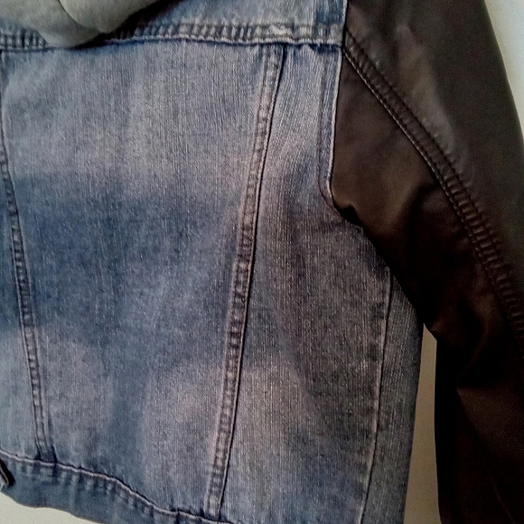 Boys Distressed Denim Jacket with Hood & Faux Leather Sleeves - Picture 13 of 14